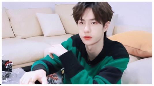 娱乐吃瓜王一博是谁啊,娱乐吃瓜界的风云人物  第1张